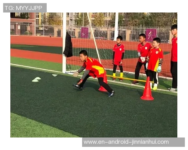 踢足球是否真的会导致身高下降的科学探讨与误区分析